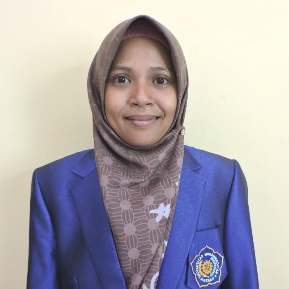 Dr. Siti Munawaroh, SE., M.Si.