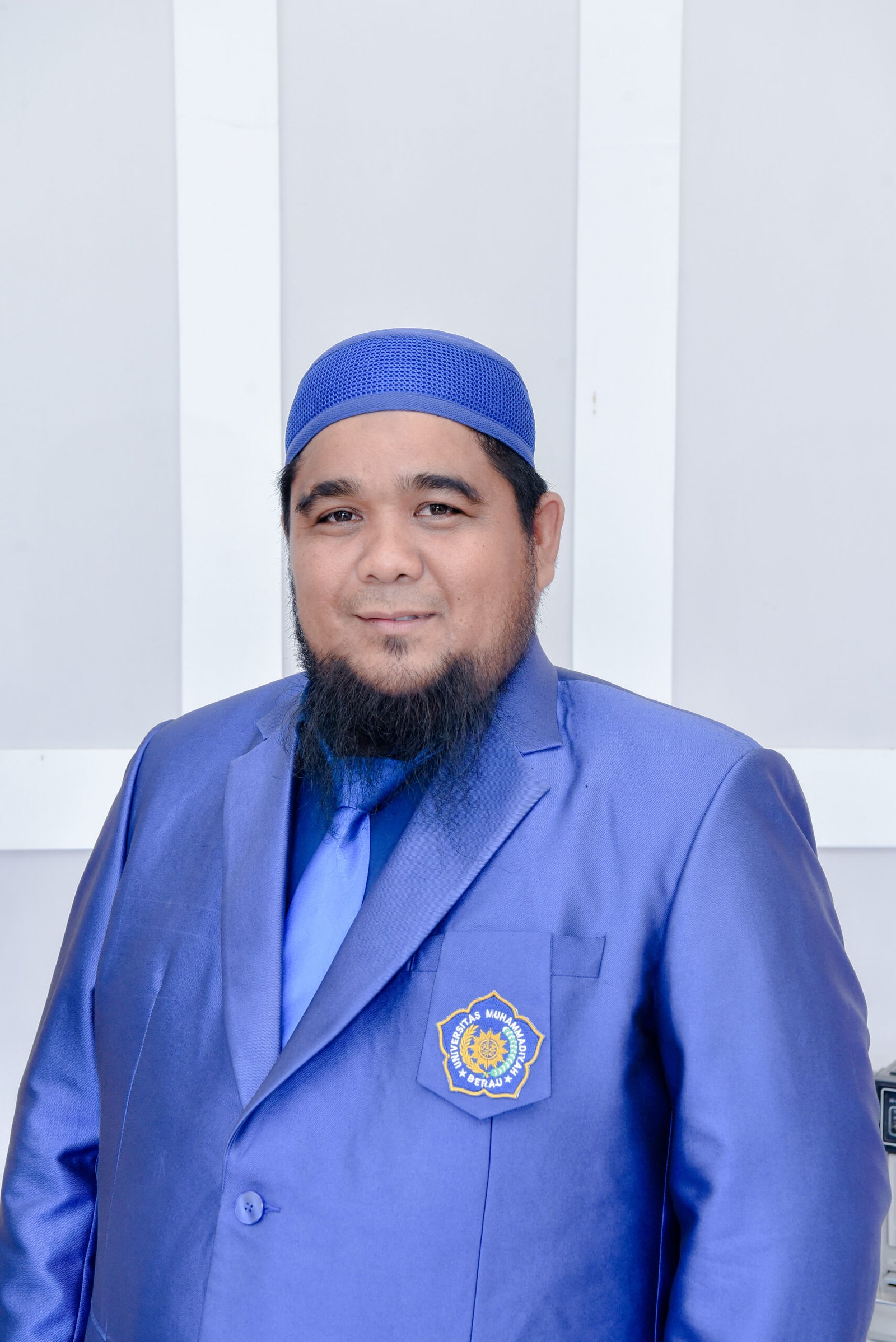 Dr. Muslimin, SE, M.M