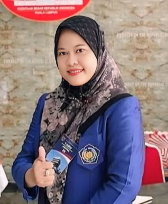 Surti Milarisa, S.Pd, M.Pd